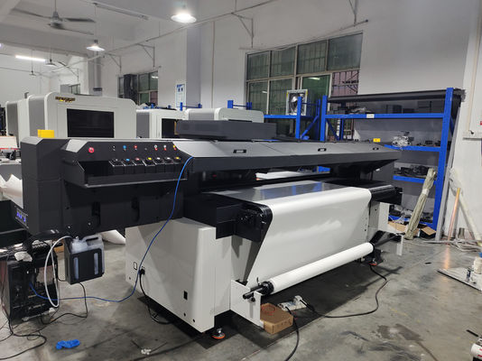 2.5m Grand format CMYK Blanc Imprimante à rouleaux UV Résolution 1440DPI